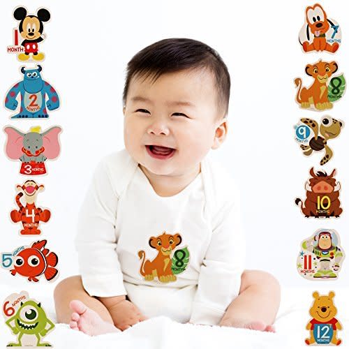 Disney Baby Boys Mickey Mouse & Friends Calendar Month Blocks Gift Set (0-12m)