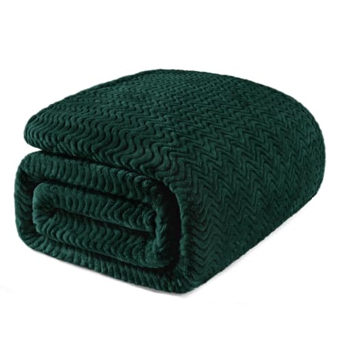 Exclusivo Mezcla Soft Fleece Blanket King Size for Bed, Sofa, Forest Green | 90"x104" Breathable Lightweight Flannel Blanket for Summer, Plush Cozy Jacquard Wave for Home Decor