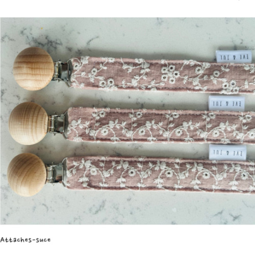 Pacifier clip Attaches-suce – Ève & Jul