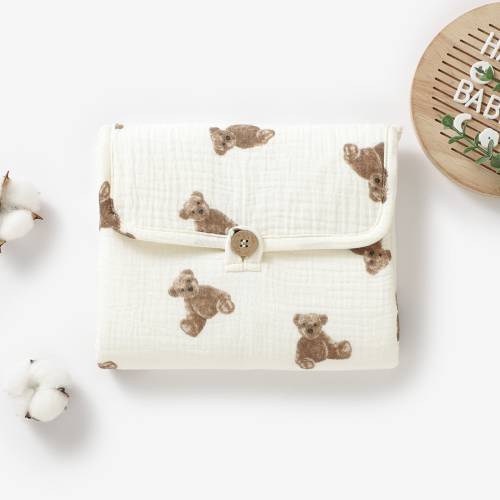 Little Teddy Bear Organic Cotton Muslin Baby Changing Mat: Newborn Gift