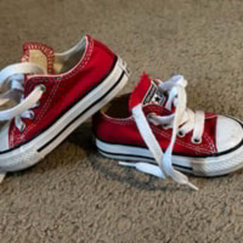 Converse kids size 4C