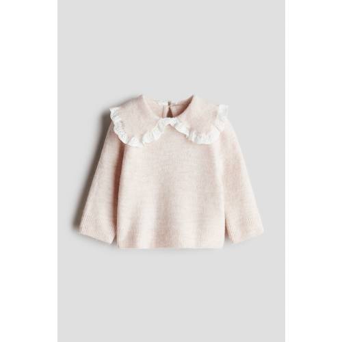 SWEATER WITH PETER PAN COLLAR