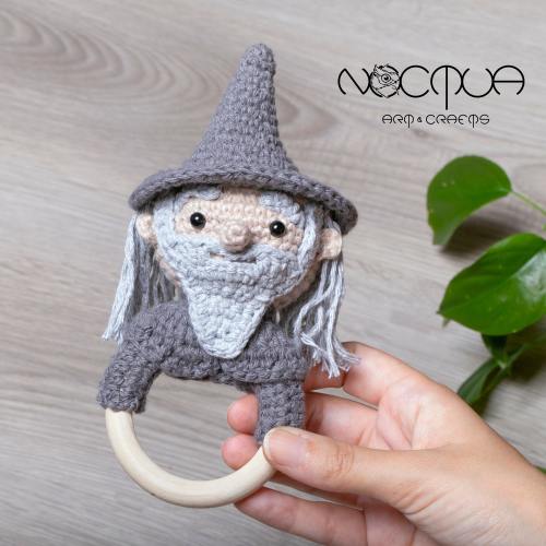 Wizard Crochet Rattle - Fantasy babyshower - Friendly Grey Warlock rattle - Celtic baby nursery decoration - 100% recycled cotton