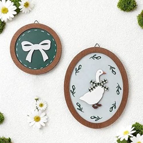 2 Pcs Goose Nursery Decor, Wood Vintage Silly Goose Wall Art, Funny Duck with Green Bow, Cute Duck Decor, Wooden Round Framed Wall Hanging Decoration for Nursery Baby Room Playroom Bedroom