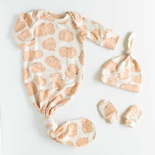 Pumpkin Baby Gown Set: Organic Newborn Clothes, Knot Hat & Mittens