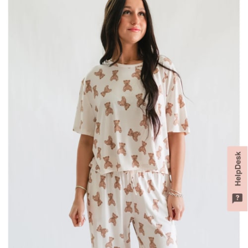 Women's T-Shirt and Pants Set In Bears