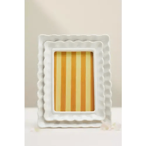 Maeve Scalloped Stoneware Picture Frame