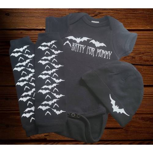 Batty for Mommy Baby Gift Set Goth Baby Clothes Mommy and - Etsy