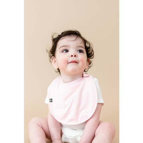 Cushy Bib in Sakura | Snap Closure | Kyte Baby