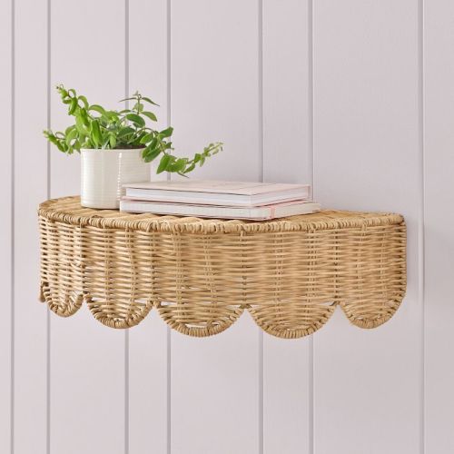 Round Woven Scallop Shelf