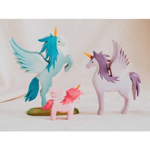Wooden Pegasus Unicorn Toy, Hand-Painted Mythical Animal, Waldorf Fantasy Play Figurine, Magical Creature Gift for Kid, Waldorf Pretend Play