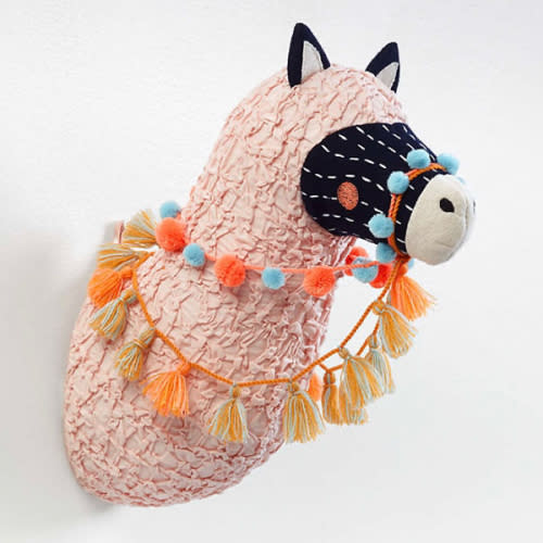 Curious Llama Animal Head Wall Decor