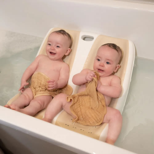 Twin Bath: Safe and Convenient Bathing Solution for Twins – bumble beez