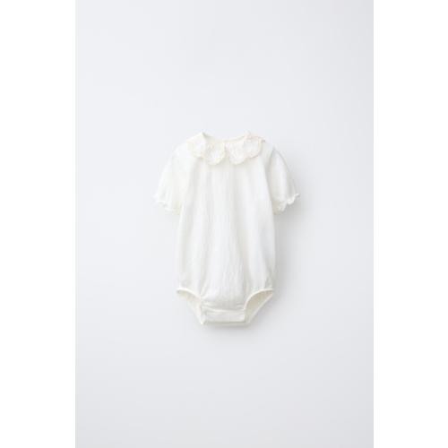 BODY CUELLO BORDADO - Crudo claro | ZARA España