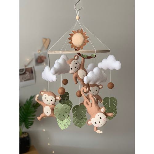 Safari baby mobiles, mobile with monkeys, neutral baby mobiles, nursery decor safari, baby crib mobile jungle theme, felt safari animals