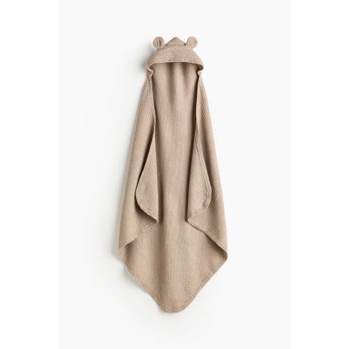 HOODED BATH TOWEL