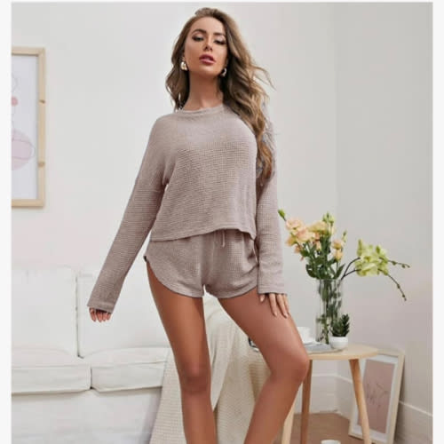 Ekouaer Womens Waffle Knit Pajama Sets Long Sleeve Top and Shorts Matching Lounge Set Loungewear Sweatsuit with Pockets