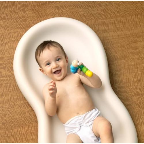 Keekaroo Peanut Changer Baby Vanilla– The Original Made in USA Easy-to-Clean Changing pad and The only Shell Over Foam, Fully Water Repellant