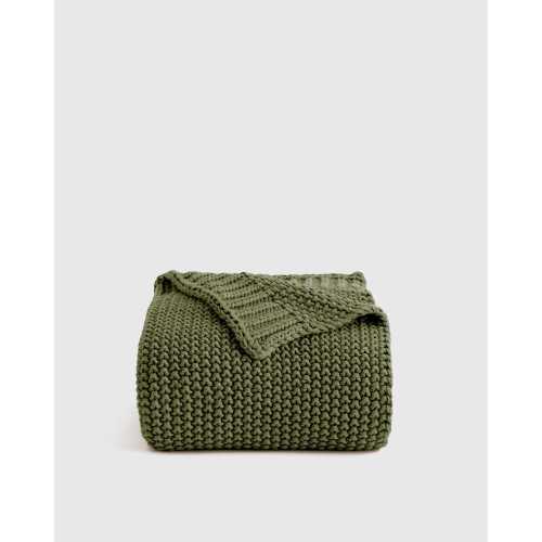 Cotton Fisherman Throw in Olive