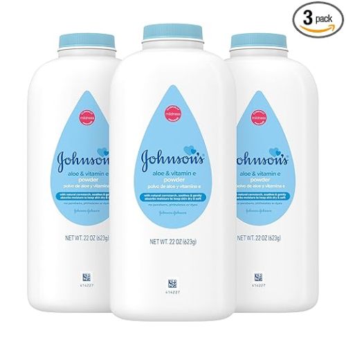 Johnson's Baby Powder with Naturally Derived Cornstarch, Aloe & Vitamin E for Delicate Skin, Hypoallergenic, Free of Parabens, Phthalates & Dyes for Gentle Baby Skin Care, 22 oz, 3 Pack
