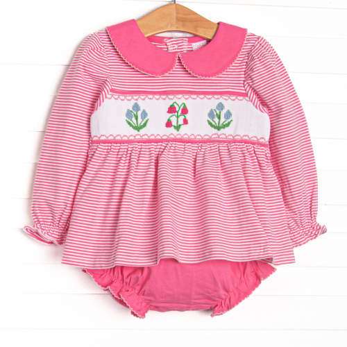 Perk Up Petals Smocked Diaper Set, Pink – Stitchy Fish