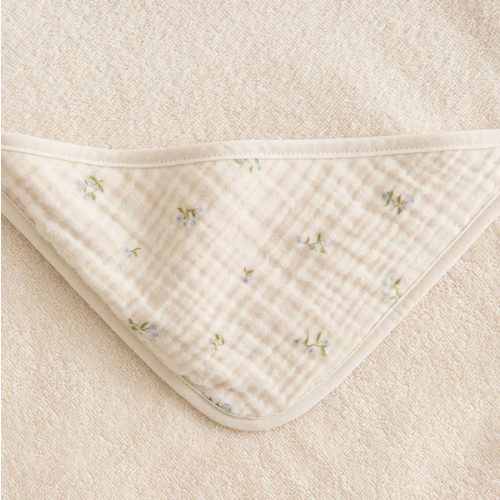 HOODED BABY BATH TOWEL