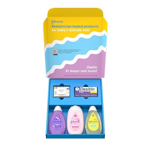 Johnson's Baby Here Comes Baby Gift Set, Baby Essentials for New Parents with Moisturizing Lotion, Bedtime Bath, Body Wash & Shampoo, Hand & Face Wipes, & Diaper Rash Cream, 5 Items
