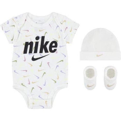 Everyone From Day One Bodysuit, Hat & Booties Set