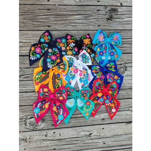 Embroidered Hair Bow, Coquette Bow, Mexican Bow, Moños Mexicanos, Moños bordados