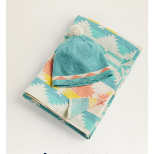 KNIT BABY BLANKET WITH BEANIE