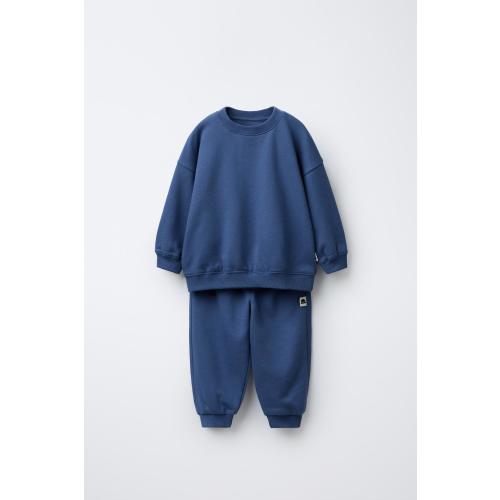 SWEATSHIRT AND JOGGER PANTS SET WITH TAG DETAIL - Green | ZARA United States