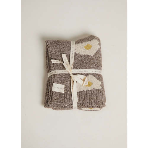 Egg Coco Knitted Blanket