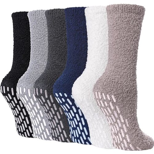 FNOVCO Non Slip Socks for Women Winter Warm Cozy Fuzzy Slipper Socks Soft Fluffy Hospital Socks with Grips