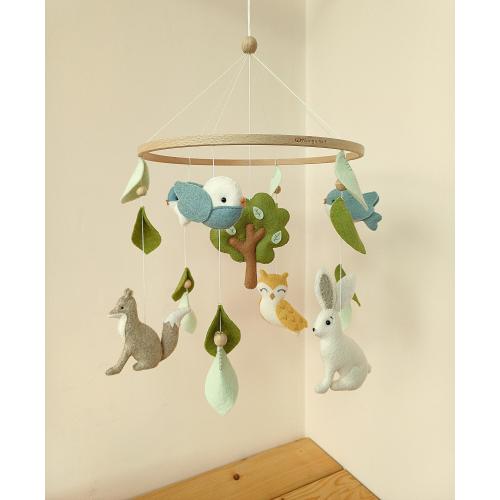Forest baby mobile birds, owl, bunny, fox, tree, leaves. Felt woodland nursery decor. Hanging crib toys.