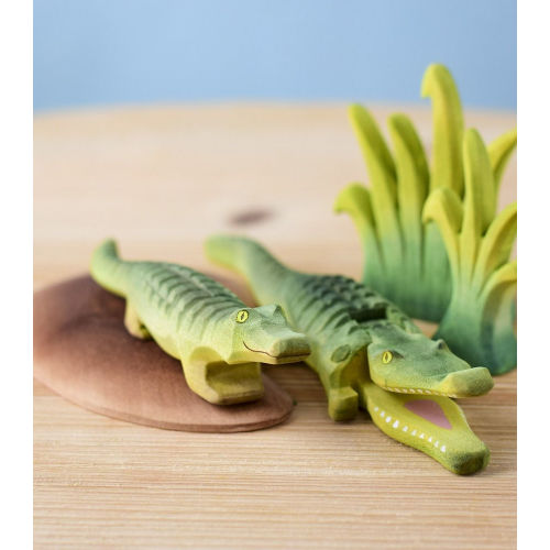Bumbu Toys Handcrafted Wooden Crocodile Cove Set | themulberrytreehouse
