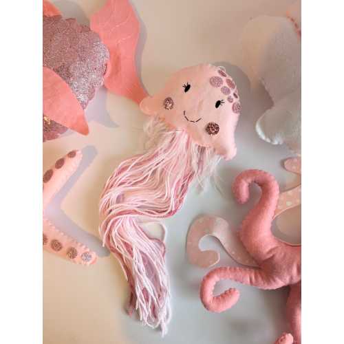Sea life wall hangings, under the sea decor, ocean nursery accessories, felt wall decor, baby shower gift, ocean newborn gift, girls bedroom