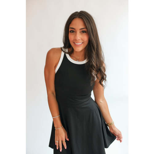 The Courtside Nursing Tennis Dress – Breastfeeding Friendly – Movemama