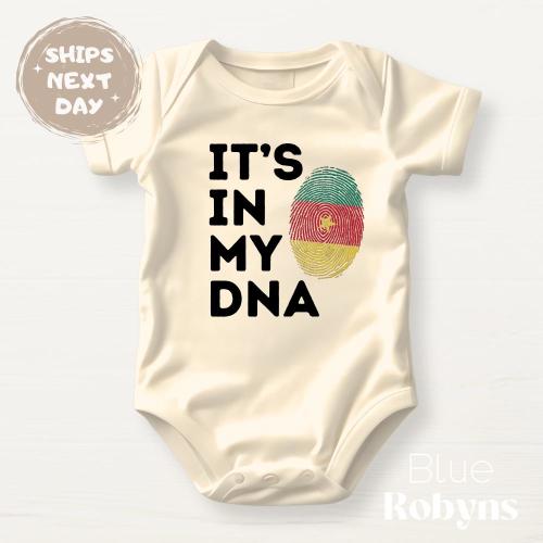 Cameroon Fingerprint Flag Shirt It’s In My DNA Cameroonian Baby Bodysuit Toddler Sweatshirt African T-Shirt Tee Cute Cameroon Gift