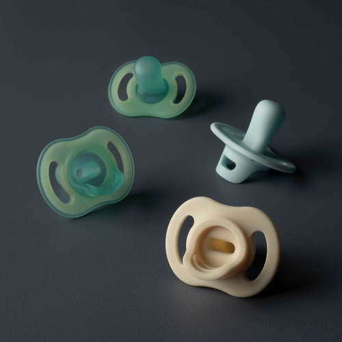 Ultra-light StayPut Pacifier | Tommee Tippee