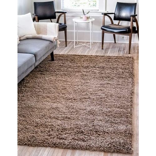Unique Loom Solid Shag Collection Area Rug (5' 1" x 8' Rectangle, Sandy Brown)