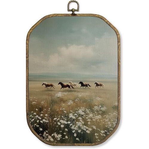 WUHSDIBC Vintage Horse Octagon Wall Art Decor, Rustic Farmhouse Equestrian Framed Canvas Art Prints, Cottagecore Wild Horses in Field Wall Hanging Decor for Home Bedroom Living Room, 10.2x7 Inches