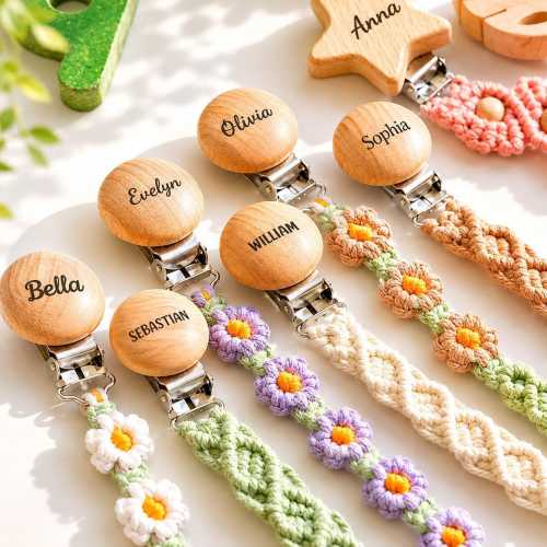 Personalized Macrame Pacifier Clip, Baby Girl Gift, New Baby Gift, Baby Shower Gift, Custom Binky Clip, Pacifier Holder Name
