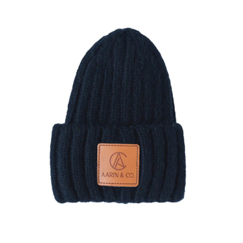 Ribbed Knit Beanie – Aarin & Co.