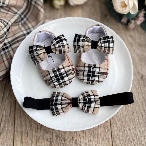 Plaid baby girl bow shoes, beige tartan infant ballet slippers and bow headband, fancy little girl dress shoes, Wedding party shoes