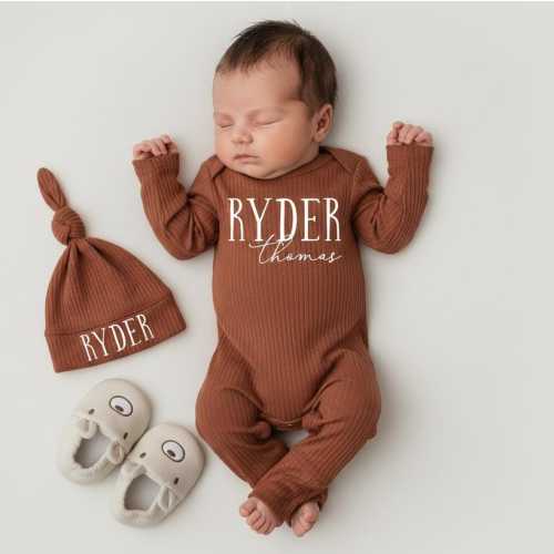 Baby Coming Home Outfit, Personalized Baby Gift, Baby Boy Hospital Announcement, Newborn Name Outfit, Baby Name Outfit for Hospital