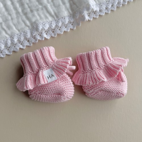 Petal Pink Organic Cotton Knit Newborn Baby Ruffle Booties