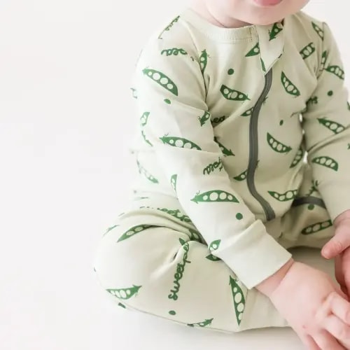 Send a Sustainable Baby Clothes Gift Subscription | UpChoose
