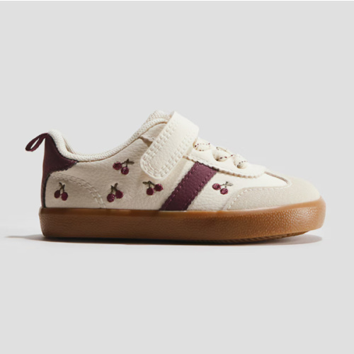 BAREFOOT SNEAKERS