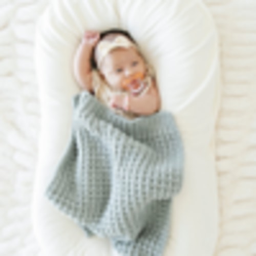 Waffle Knit Mini Blanket | Saranoni