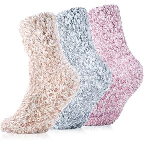 Fuzzy Socks with Grips for Men Women,Non Slip Fluffy Hospital Crew Cozy Warm Socks for Mother's Day Gifts.